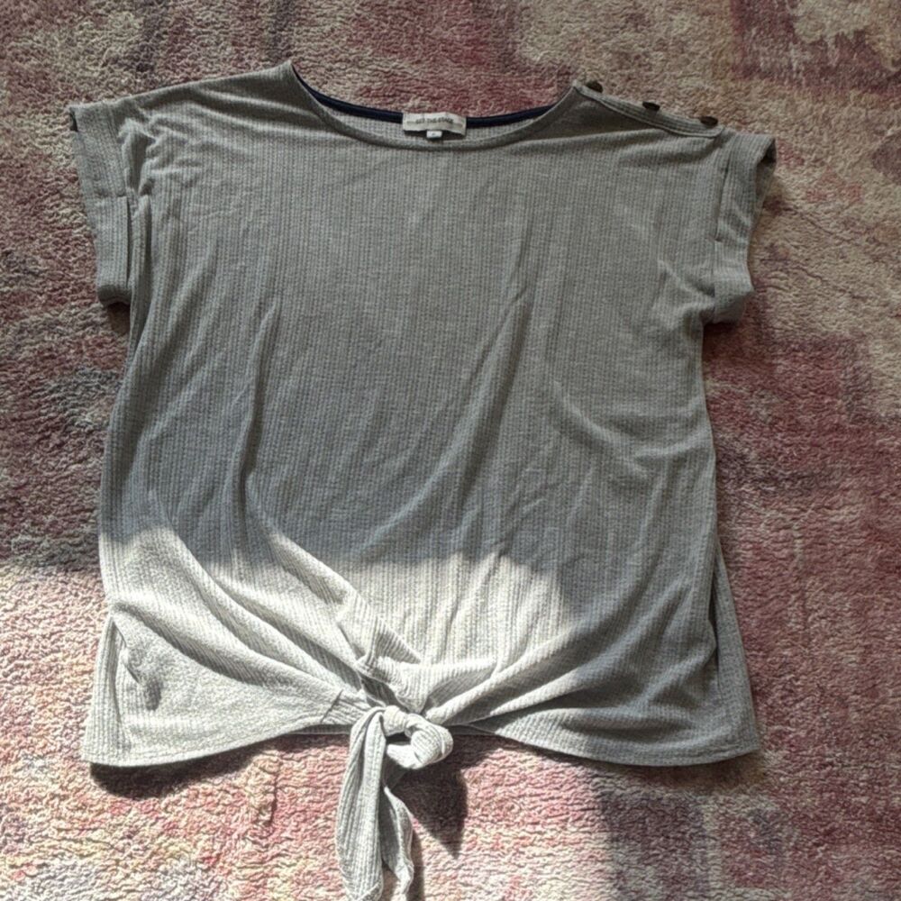 Set The Stage Women's Gray Knit Button Tie Front Blouse S Cap Sleeve Boat Neck
